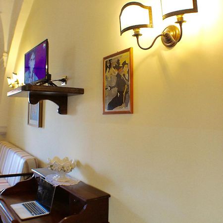 갈리폴리 Palazzo Senape De Pace B&B 외부 사진