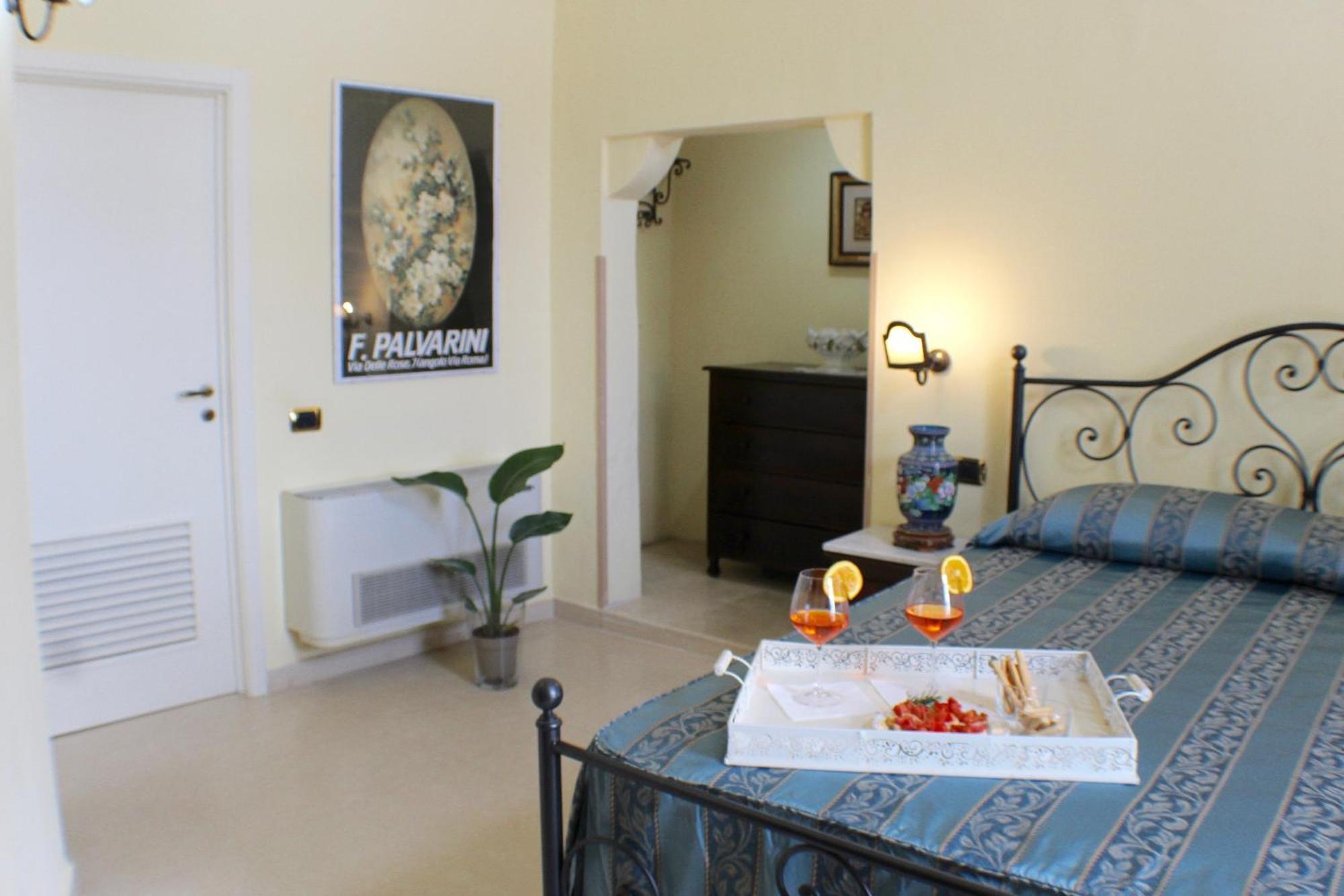갈리폴리 Palazzo Senape De Pace B&B 외부 사진