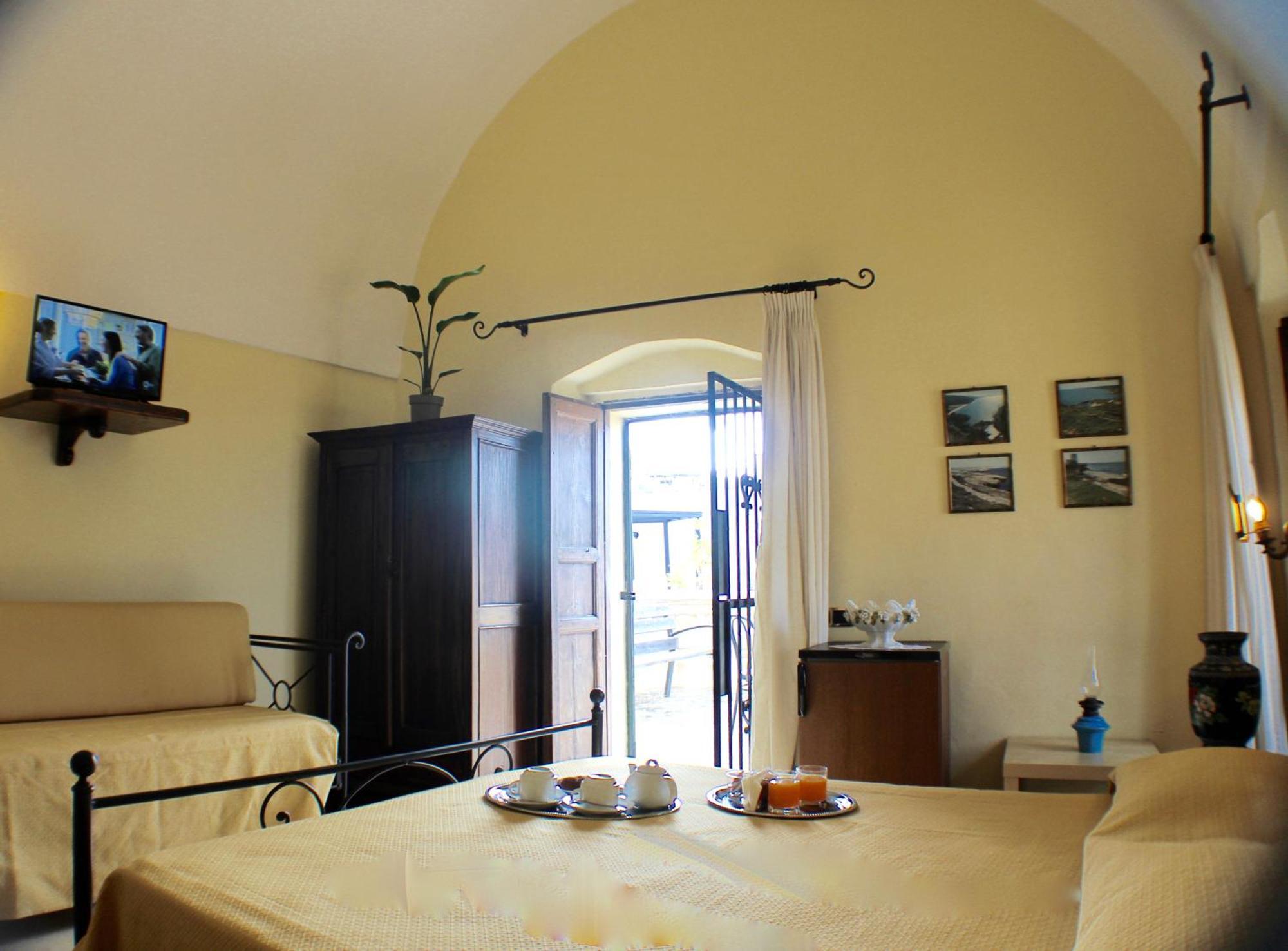 갈리폴리 Palazzo Senape De Pace B&B 외부 사진