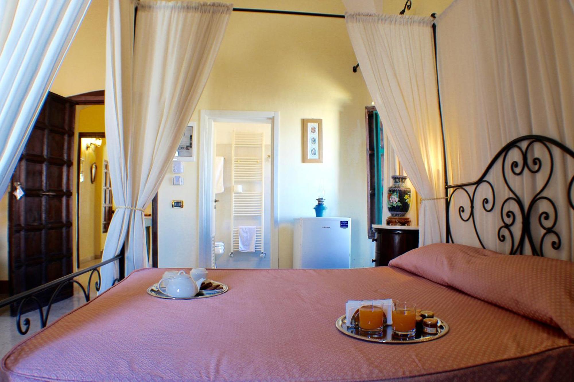 갈리폴리 Palazzo Senape De Pace B&B 외부 사진