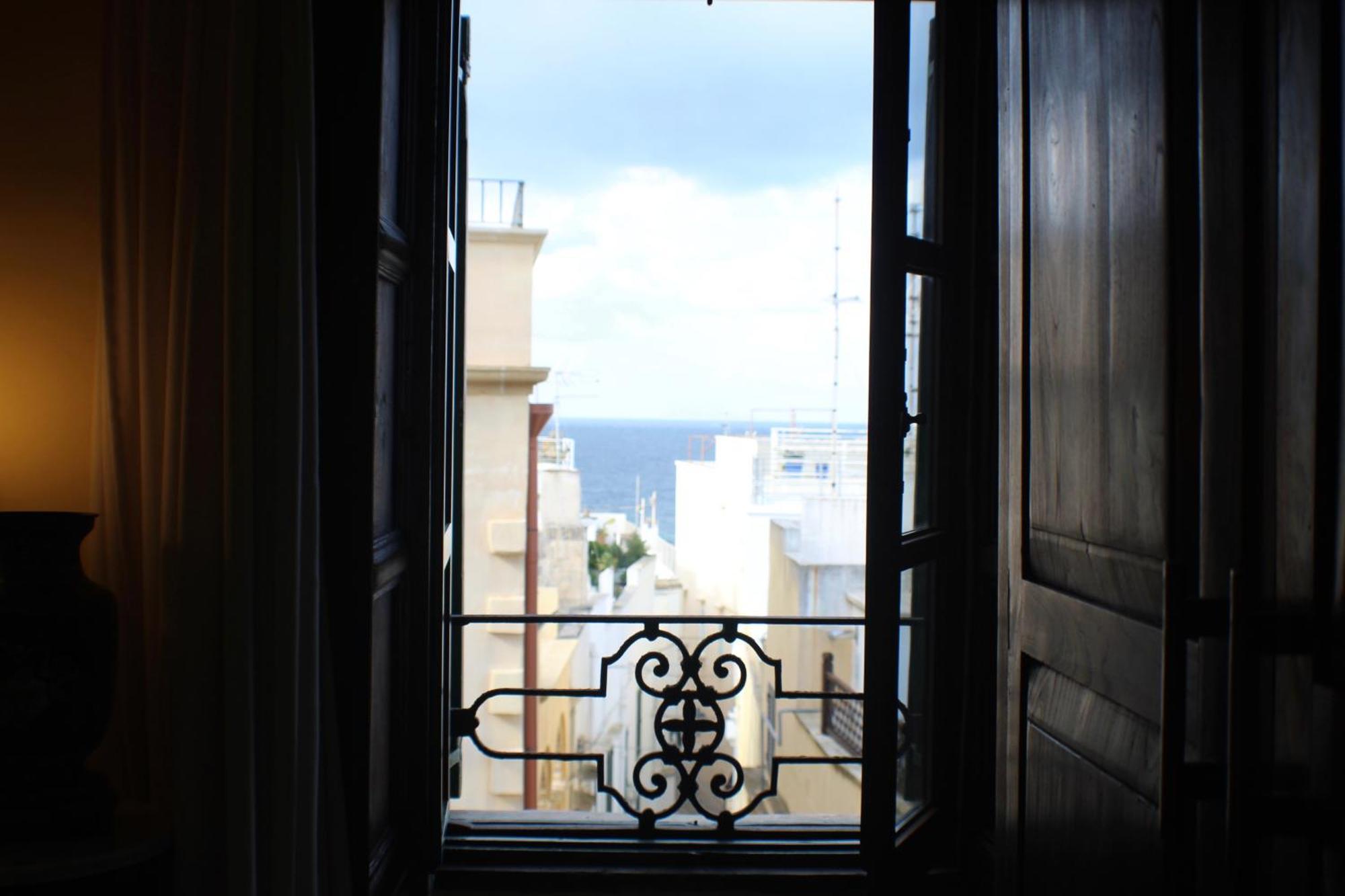 갈리폴리 Palazzo Senape De Pace B&B 외부 사진