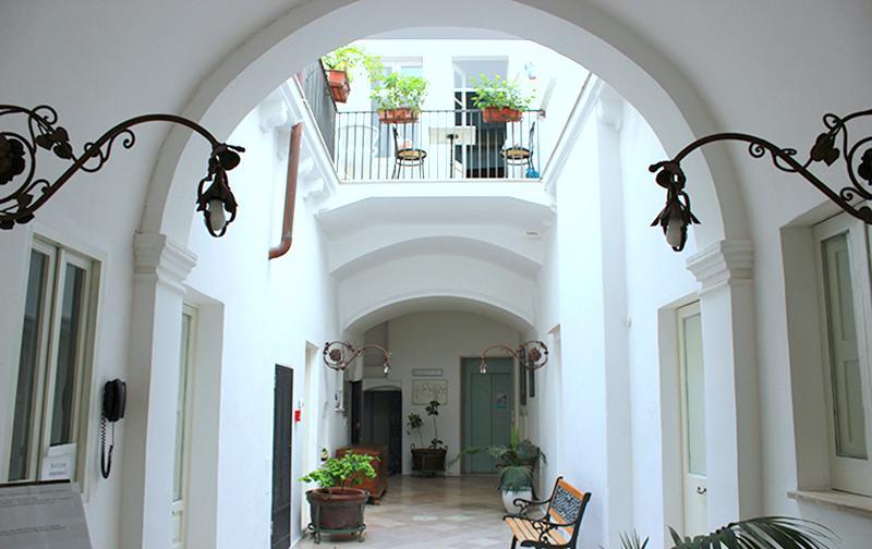갈리폴리 Palazzo Senape De Pace B&B 외부 사진